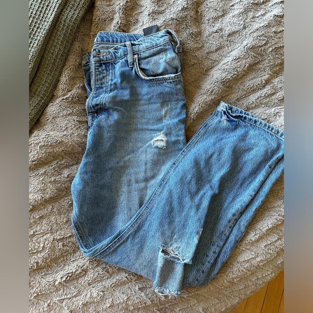 distressed mom jean